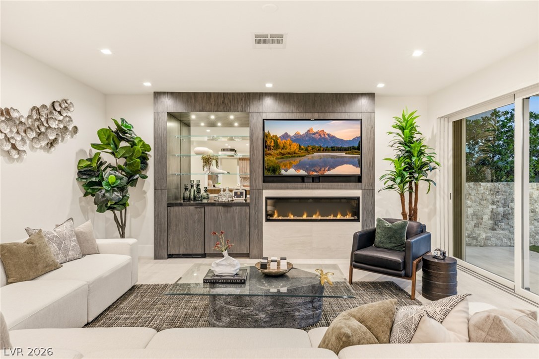 1833 Corta Bella Drive