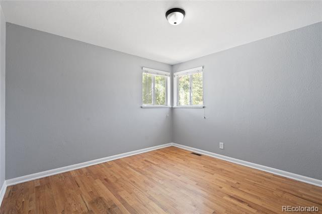 4550 W Center Avenue