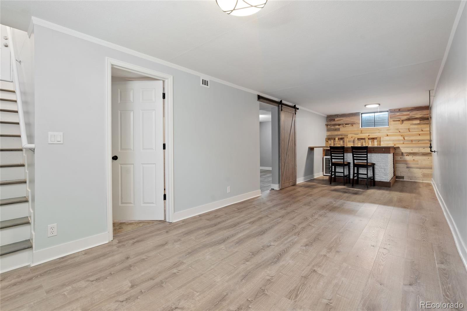 4550 W Center Avenue