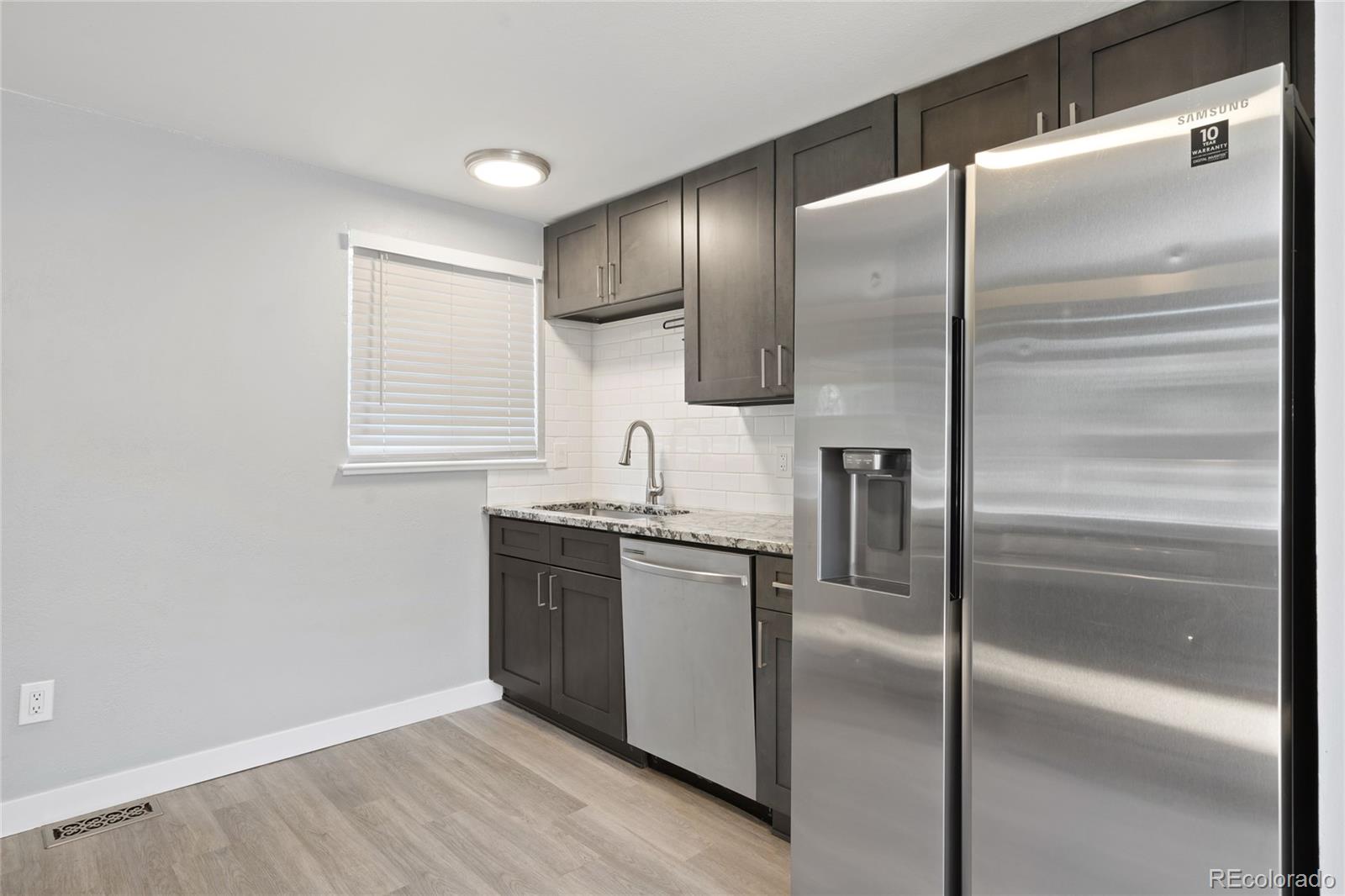 4550 W Center Avenue