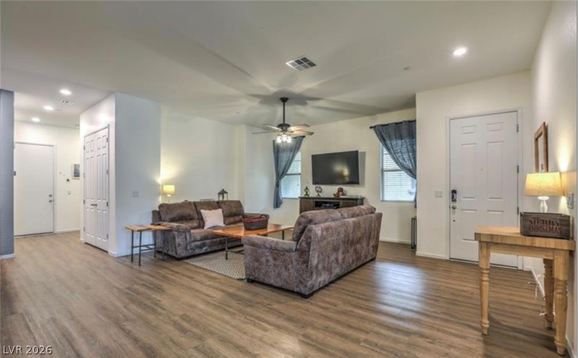 722 Orange Plume Walk