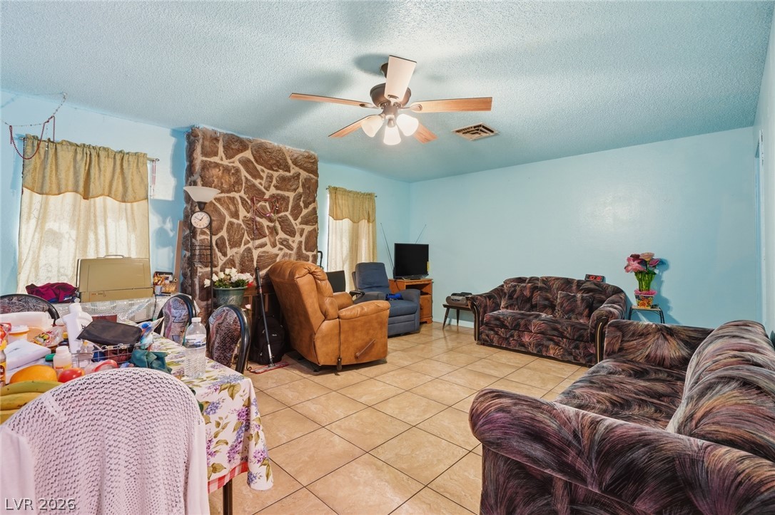 3978 Voxna Street