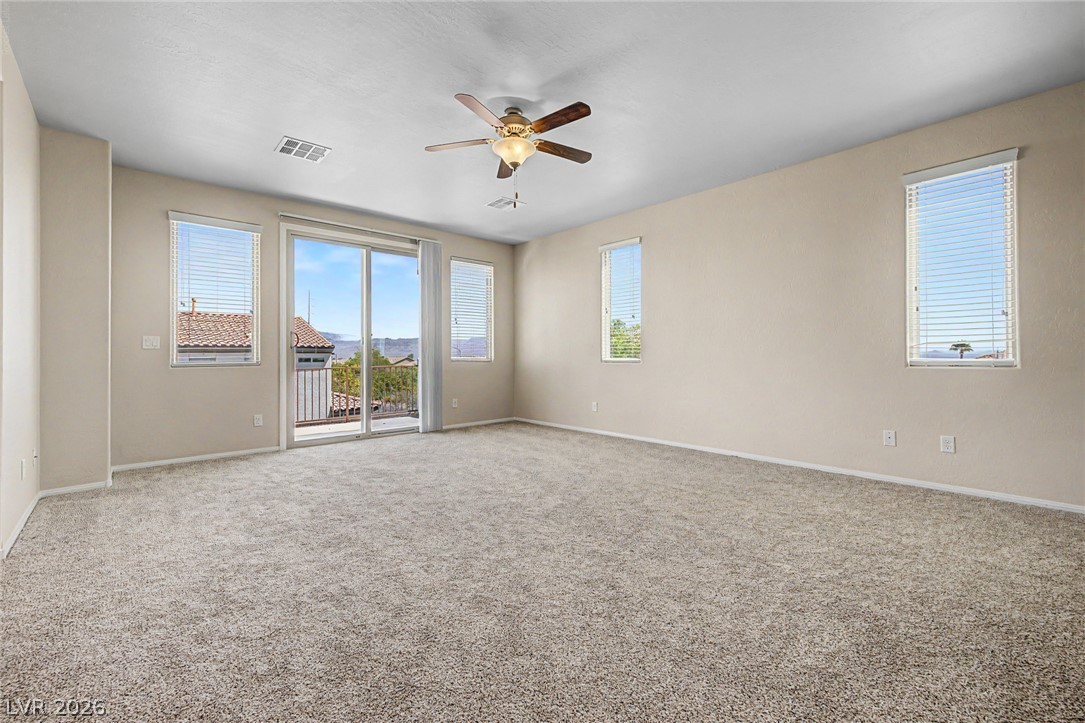 10104 Amana Oaks Avenue