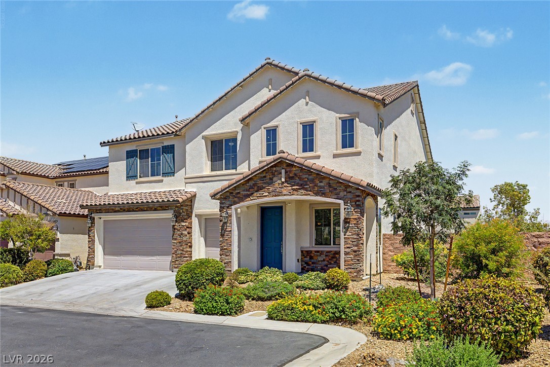 10104 Amana Oaks Avenue