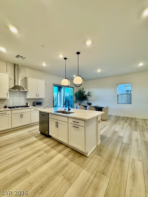 1598 Crowned Eagle Street