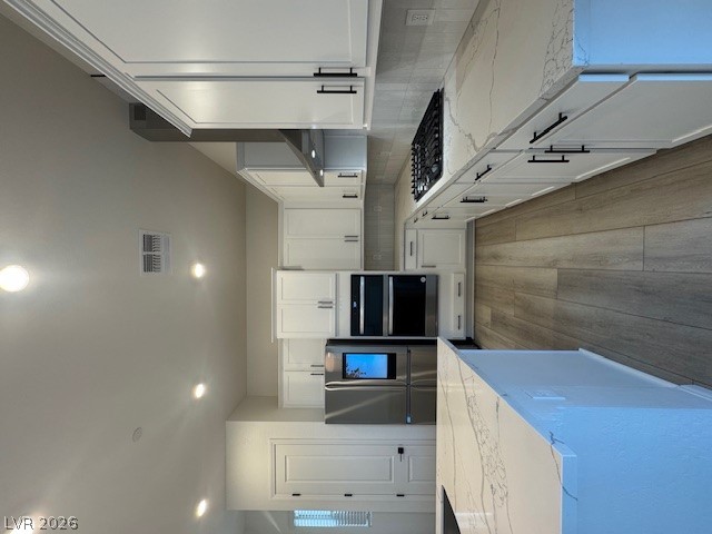 1598 Crowned Eagle Street