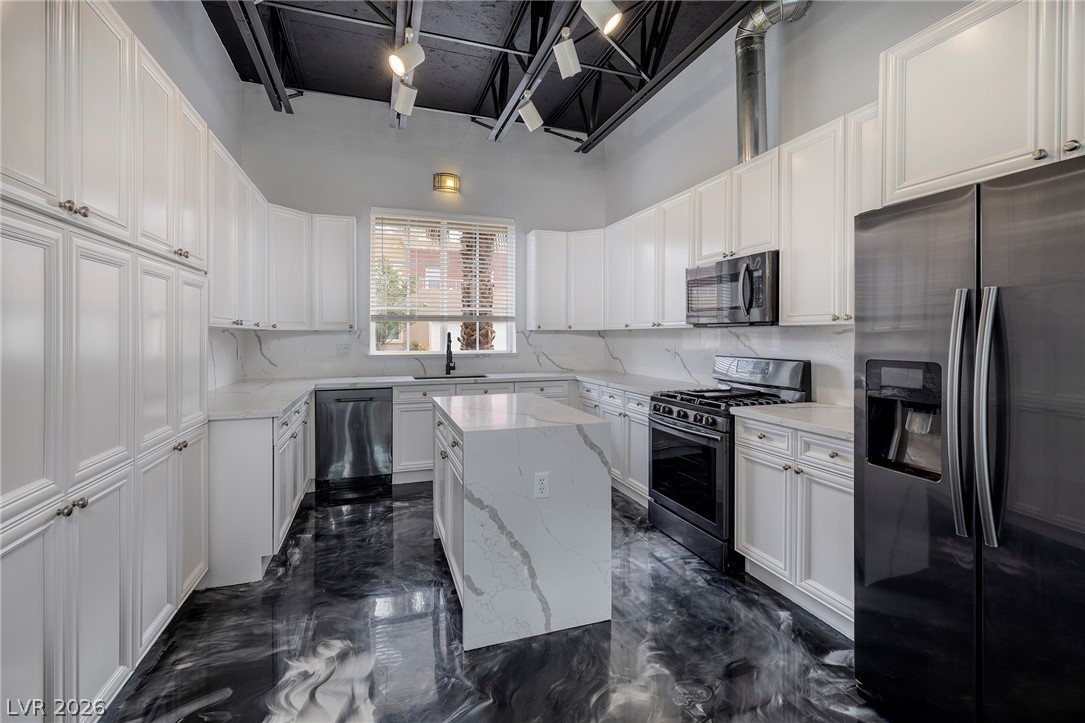 5651 Deer Creek Falls Court