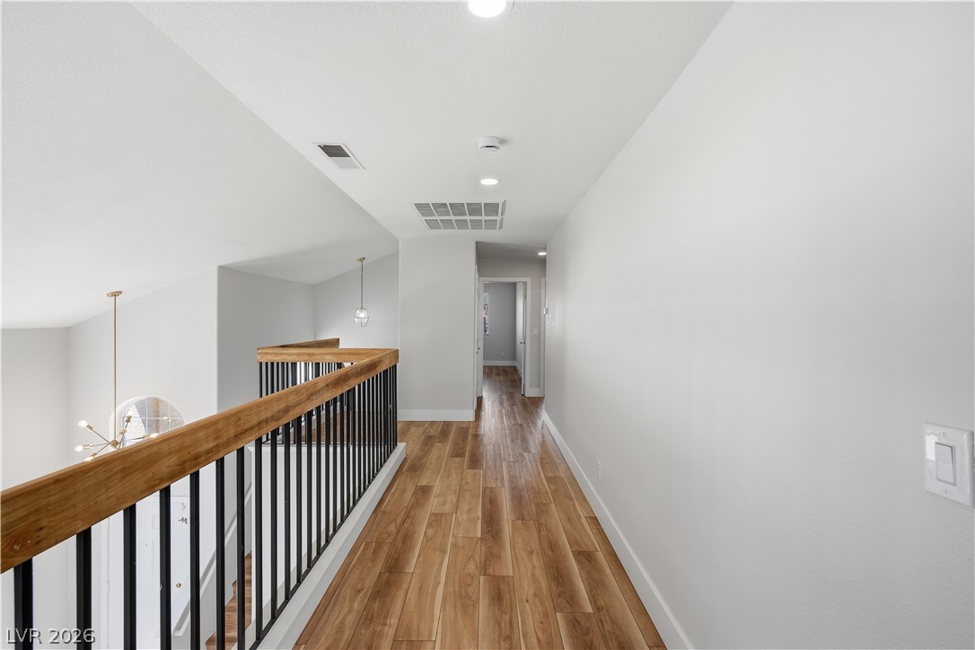 1620 Western Lily Street