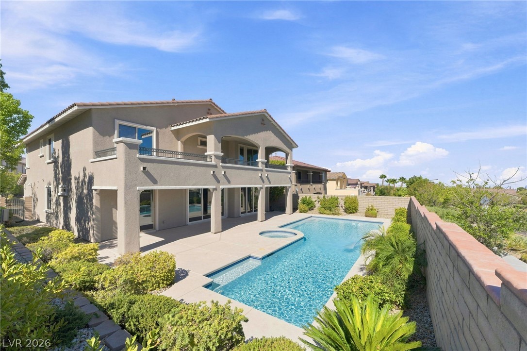 12139 Kite Hill Lane