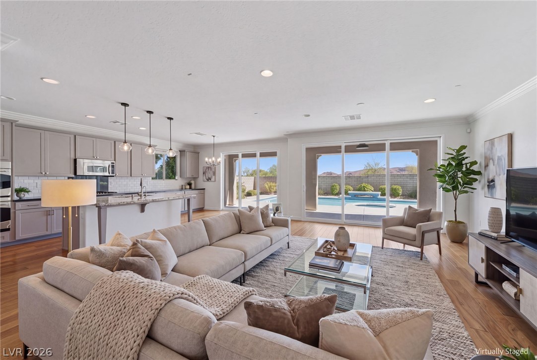 12139 Kite Hill Lane