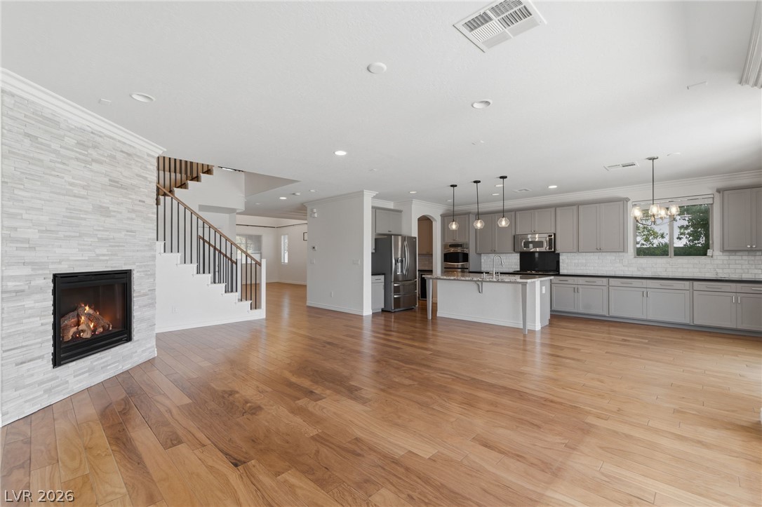 12139 Kite Hill Lane