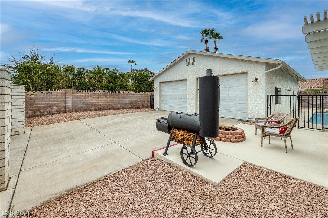 991 Perez Place