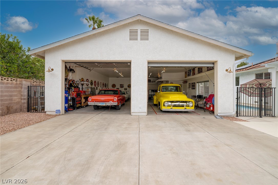 991 Perez Place