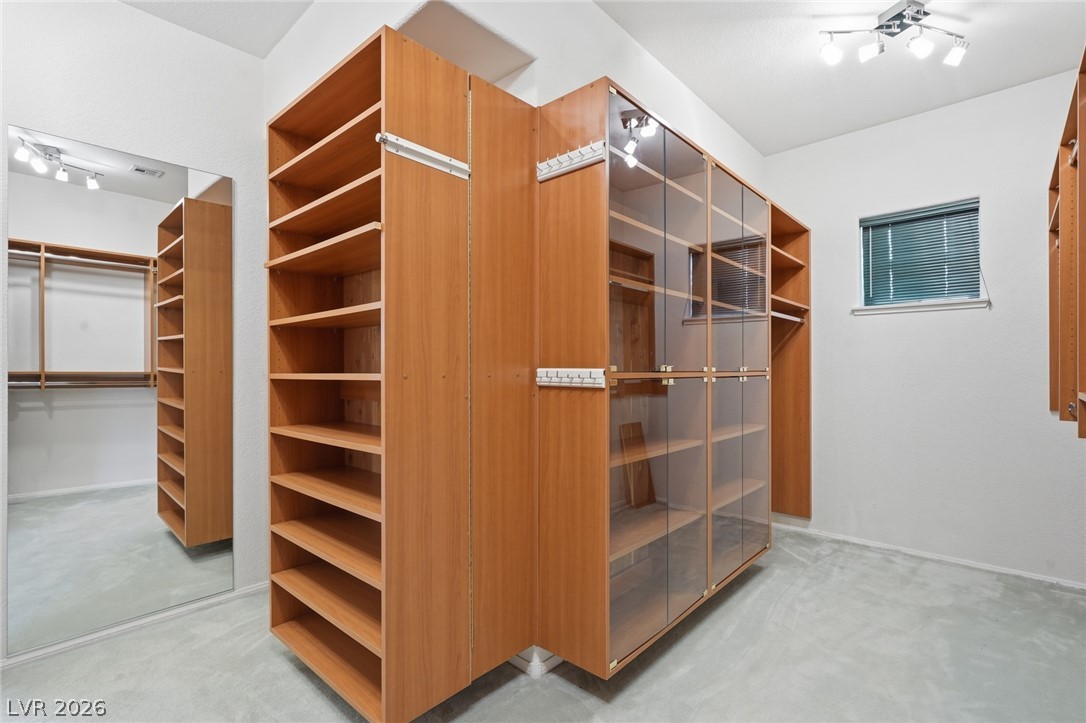 2212 Chatsworth Court