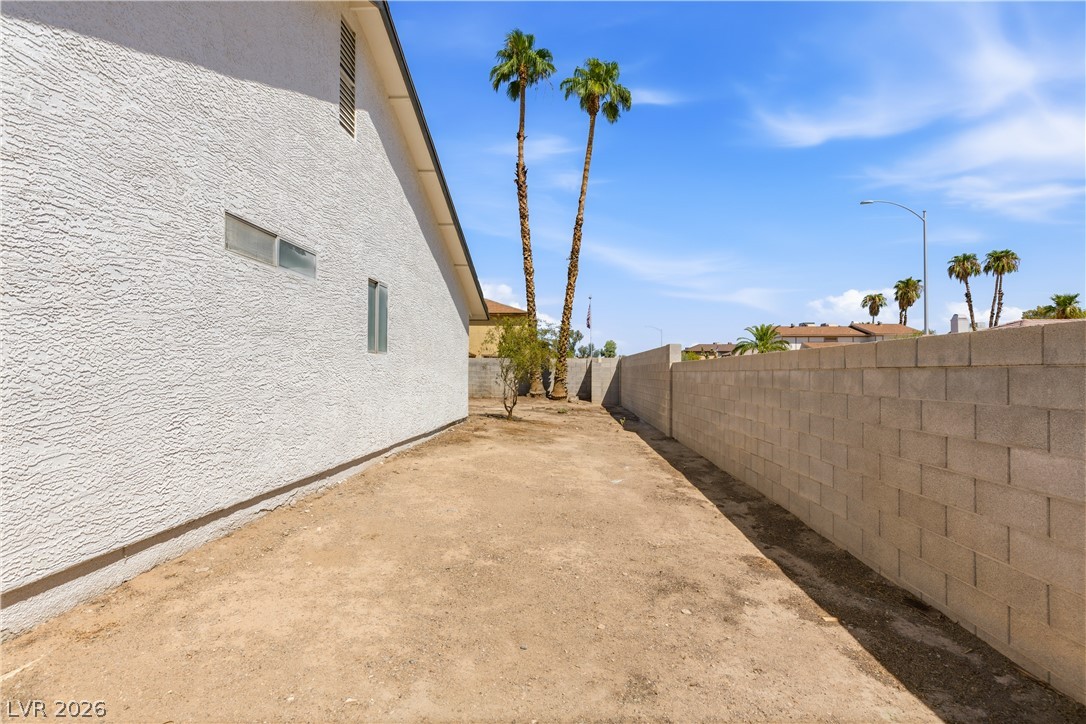 6058 Mirror Lake Drive