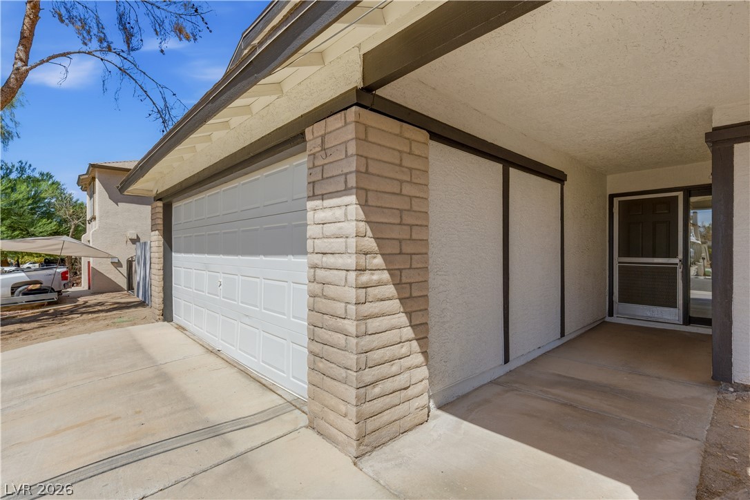 6058 Mirror Lake Drive