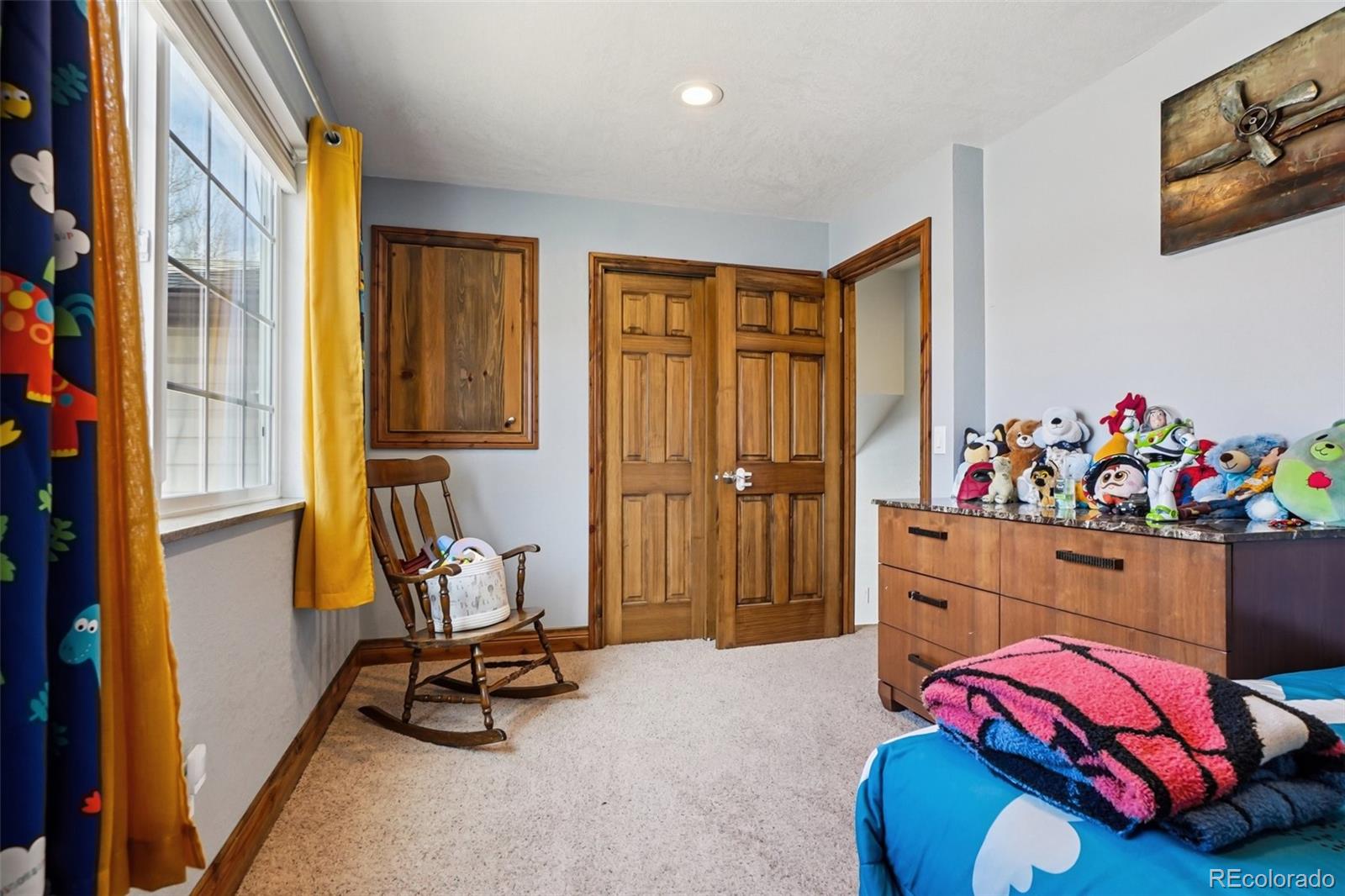 6138 W 85th Place