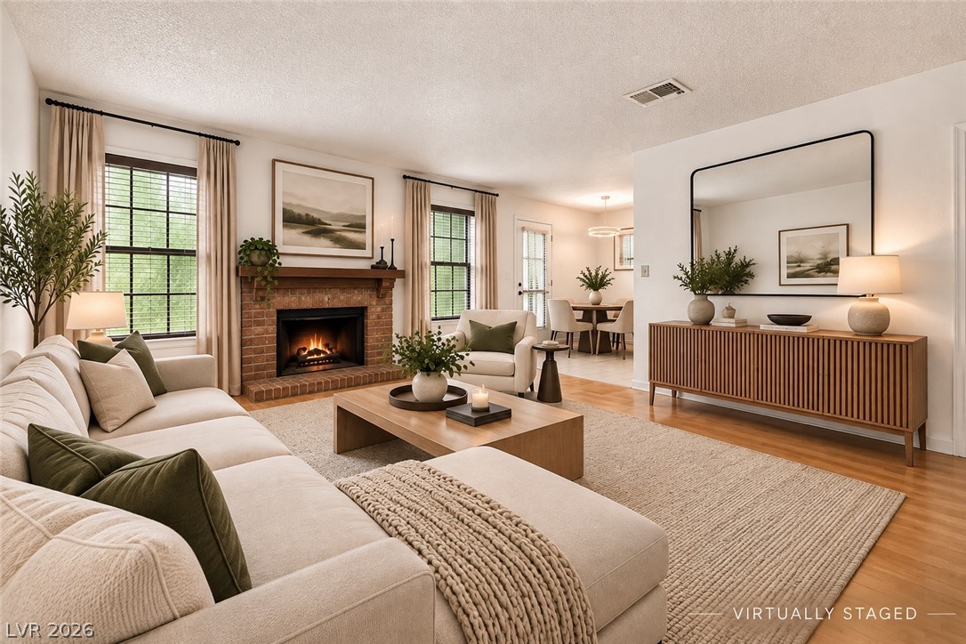 5576 West Rochelle Avenue 23D