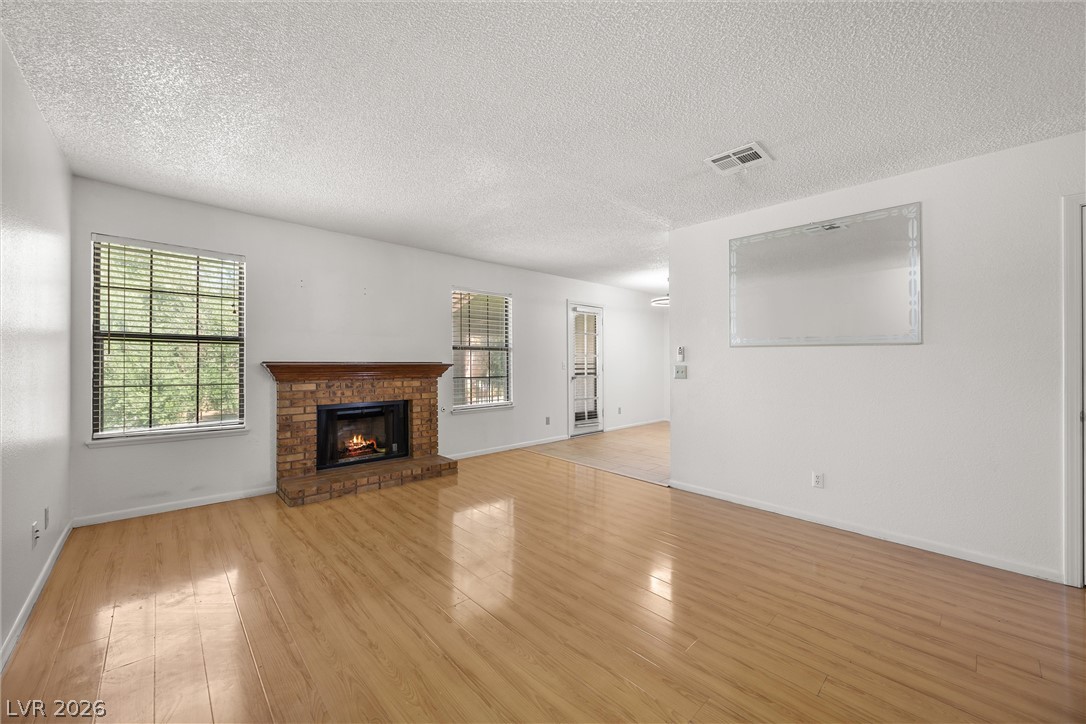 5576 West Rochelle Avenue 23D