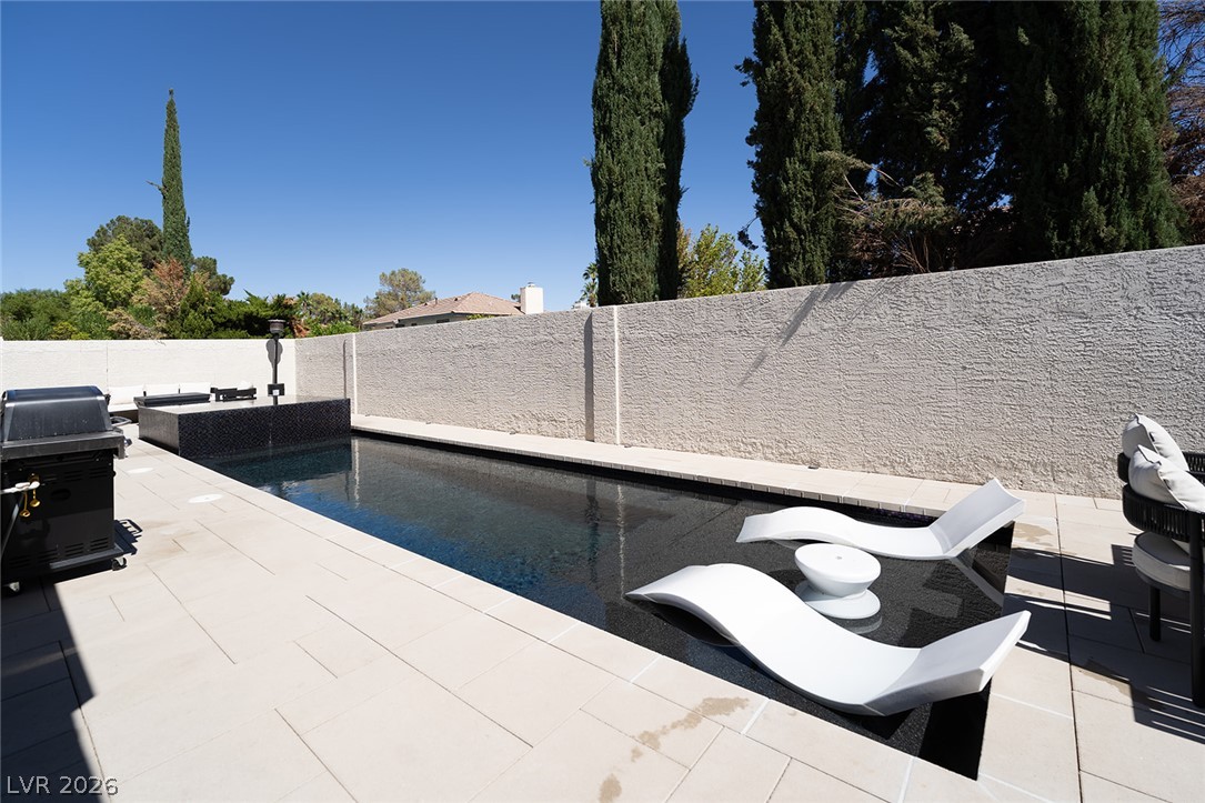 2824 Shannon River Drive