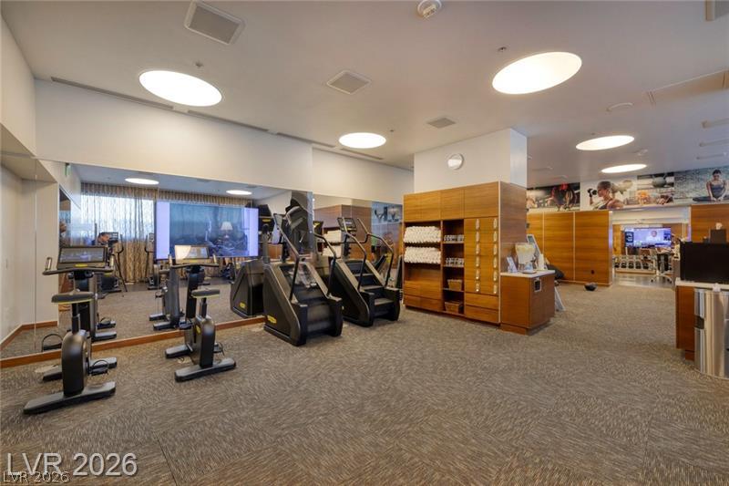 2600 HARMON Avenue 16011