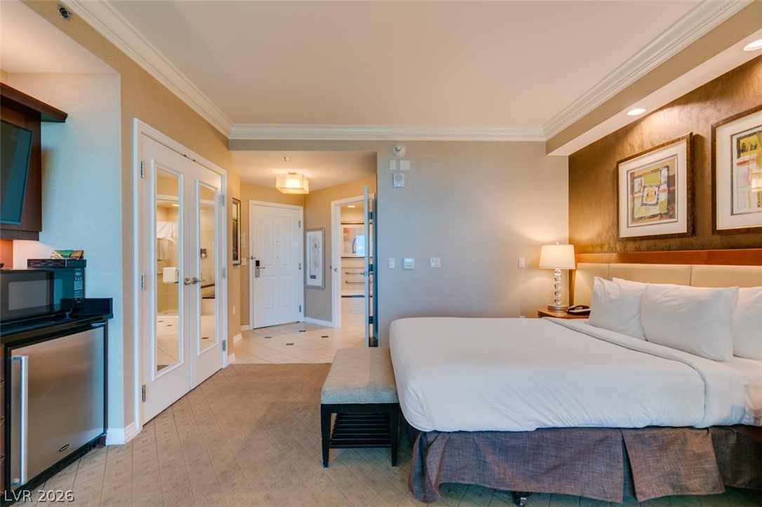 125 East HARMON Avenue 518