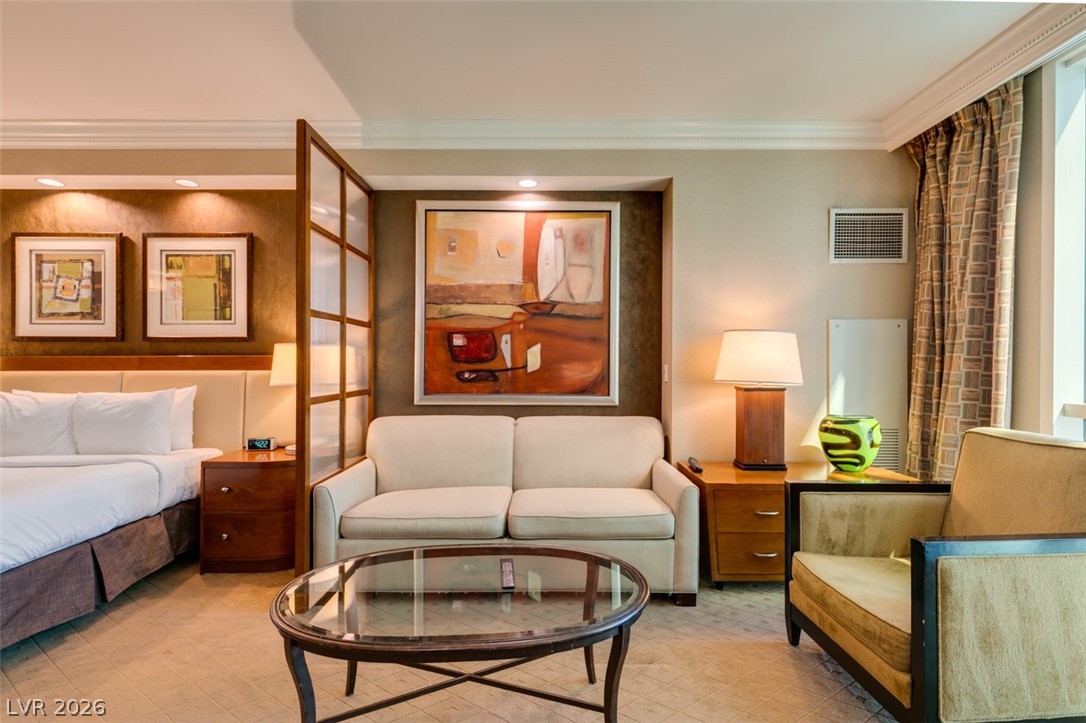 125 East HARMON Avenue 518