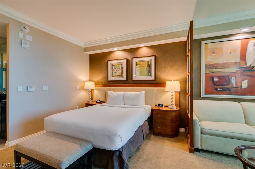 125 East HARMON Avenue 518
