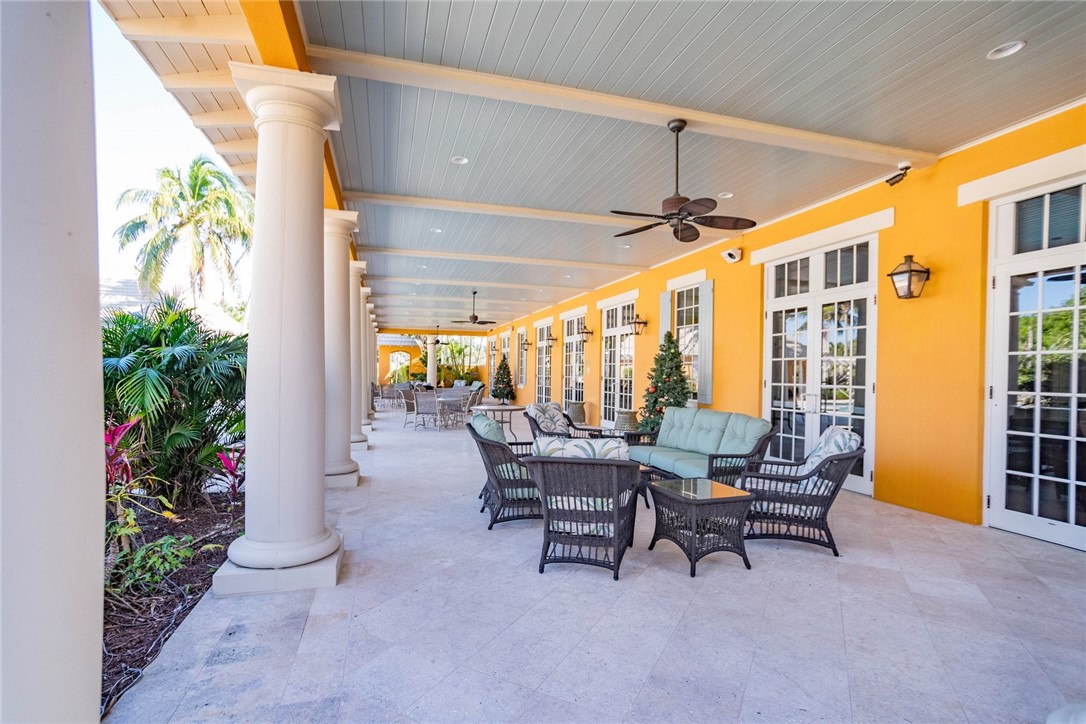 2833 Saint Barts Square