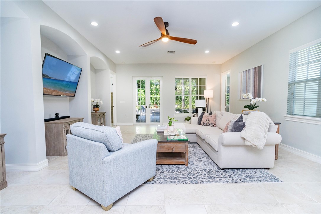 2833 Saint Barts Square