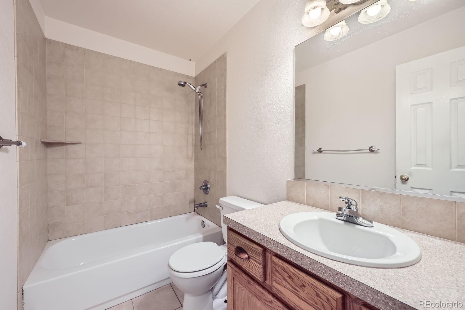 646 N 13th Avenue