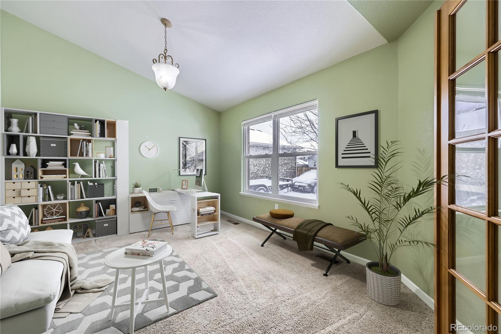 646 N 13th Avenue