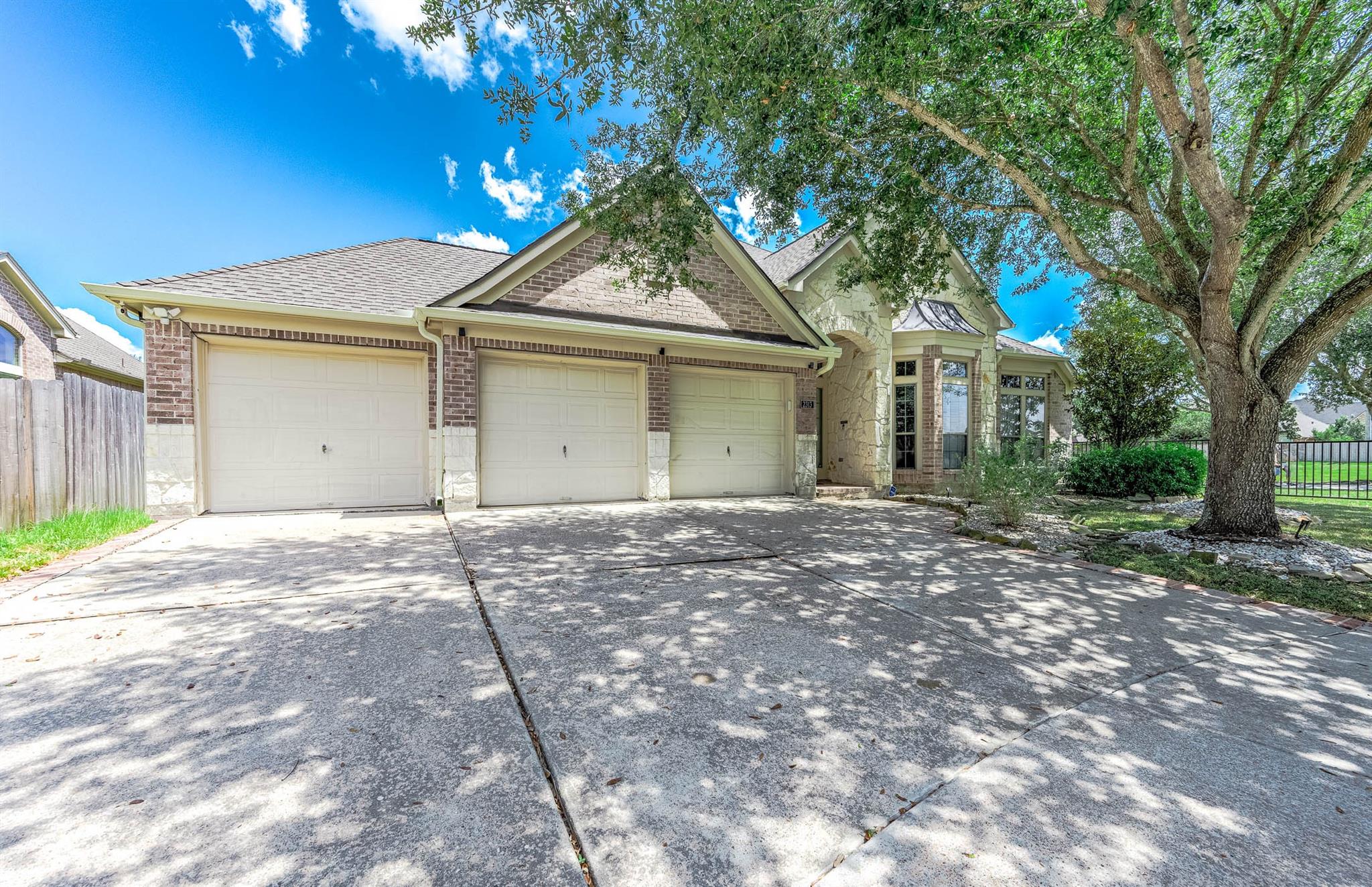 2313 Lilac Breeze Lane