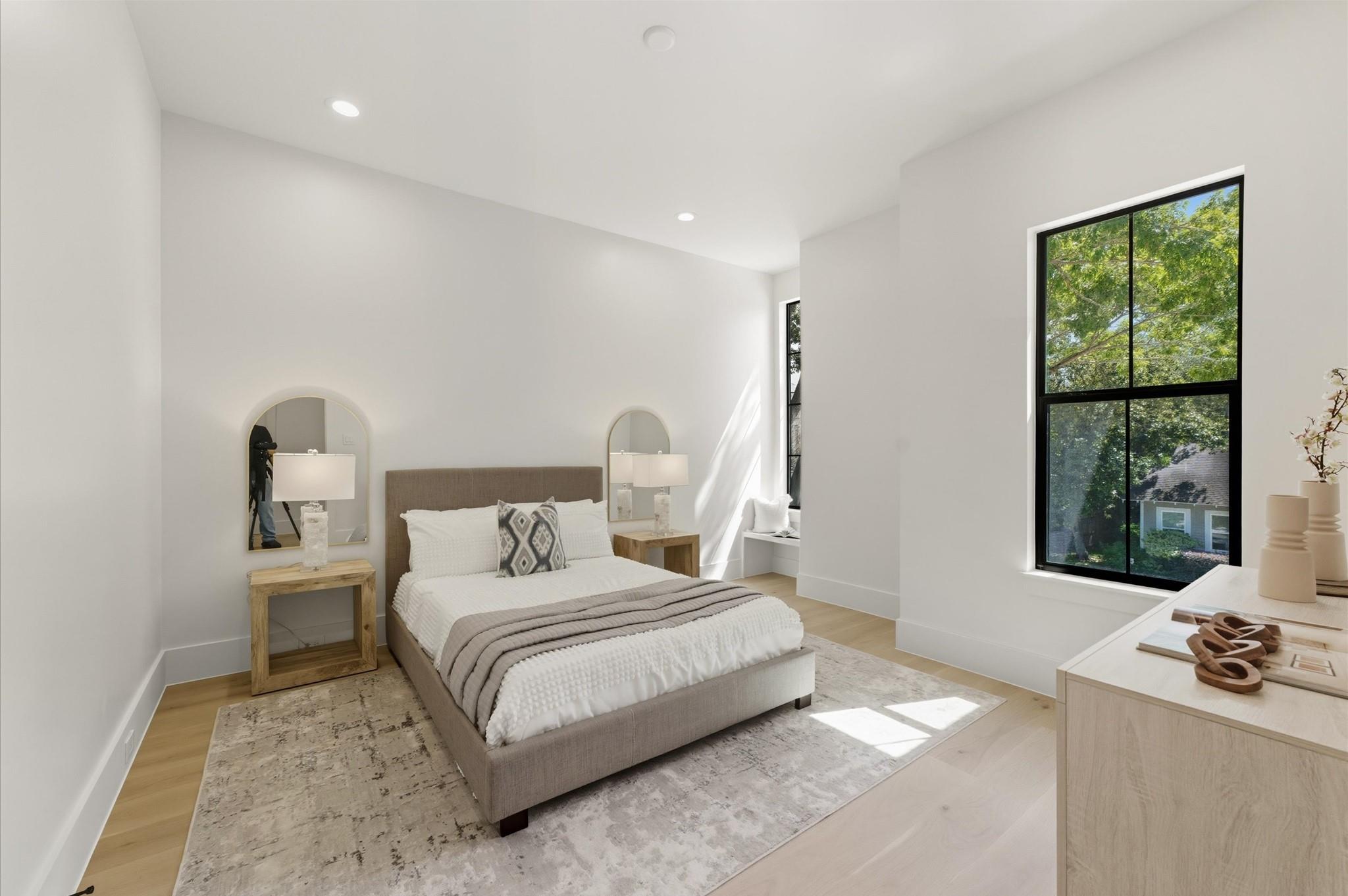 212 E 24th Street