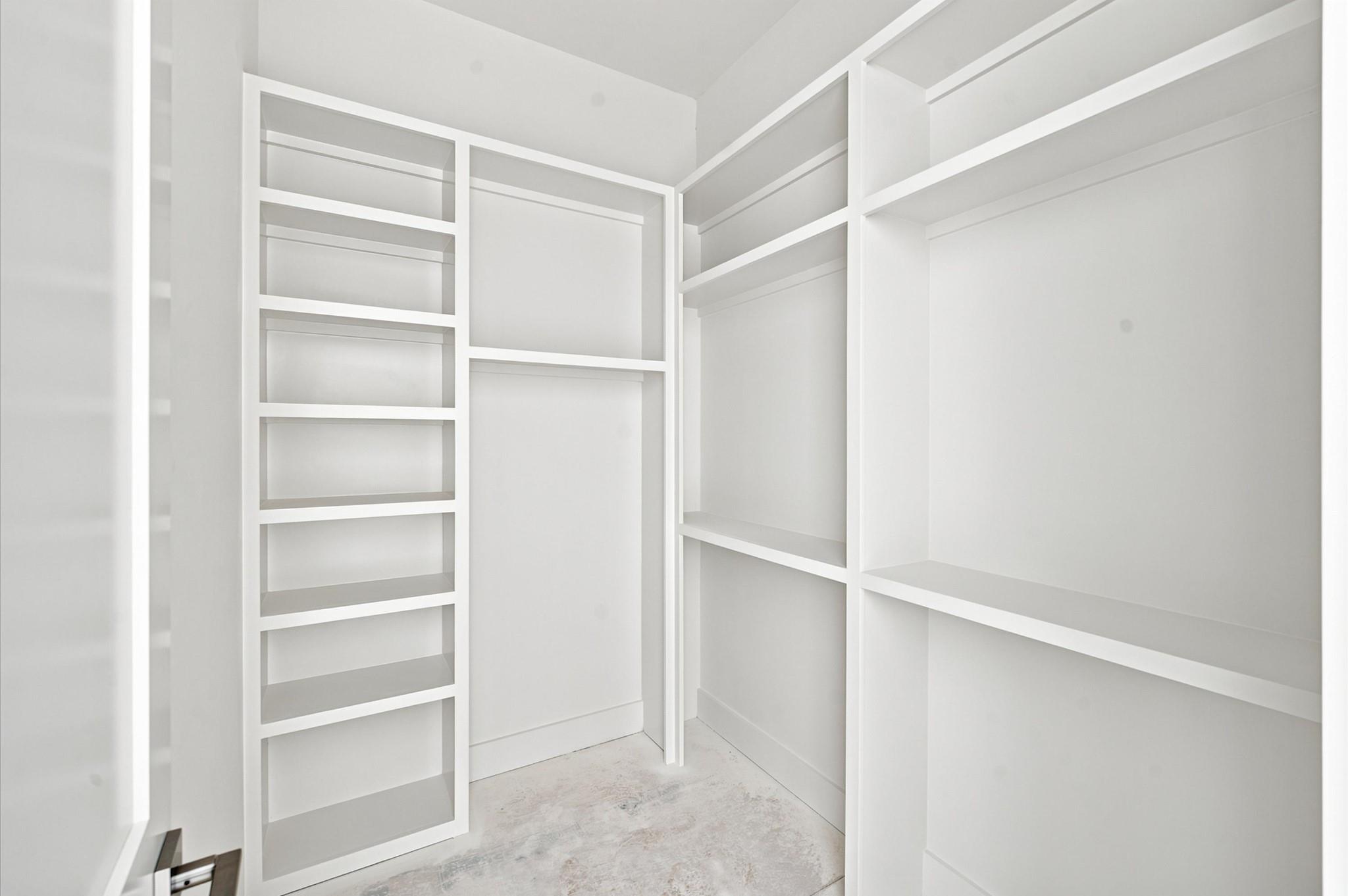 212 E 24th Street