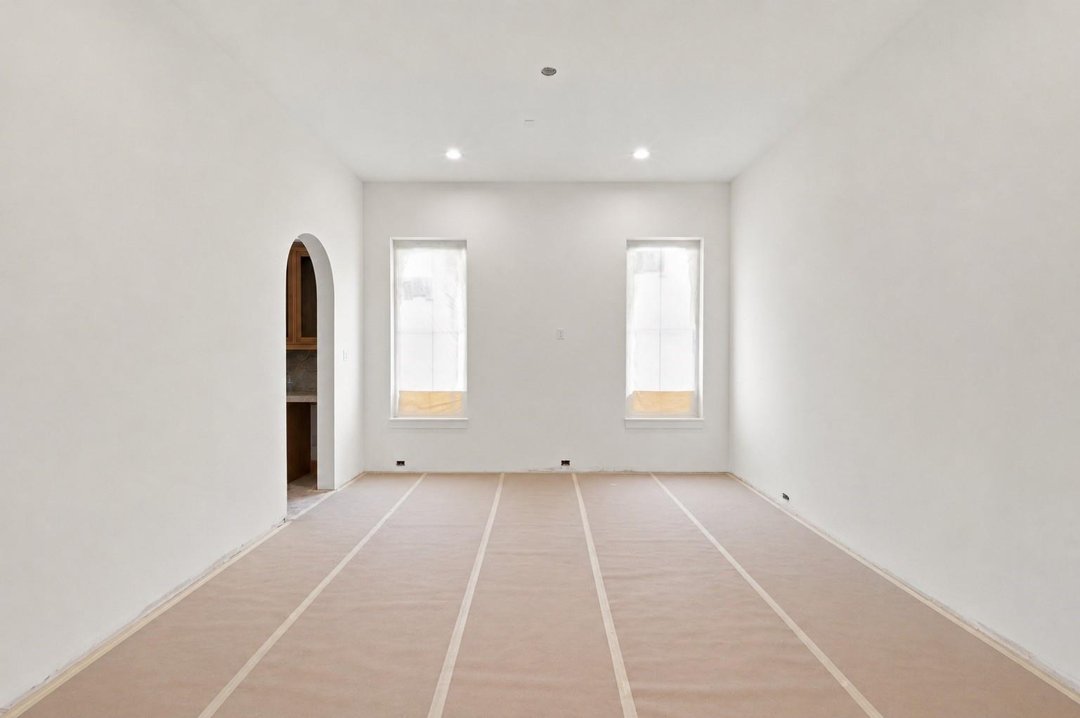 212 E 24th Street