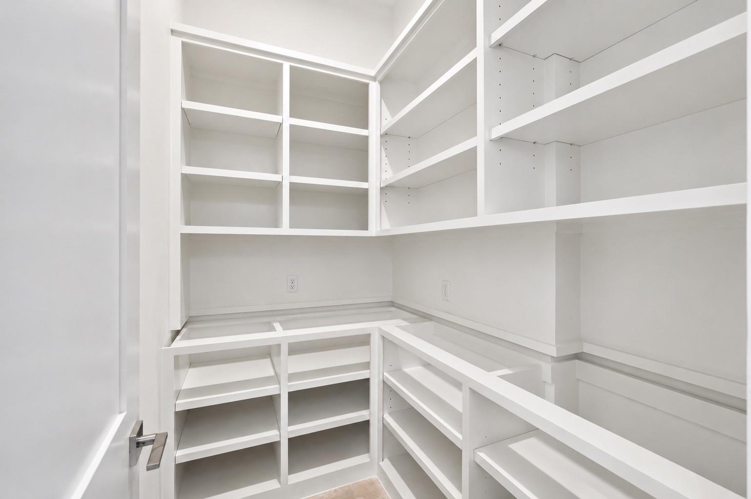 212 E 24th Street