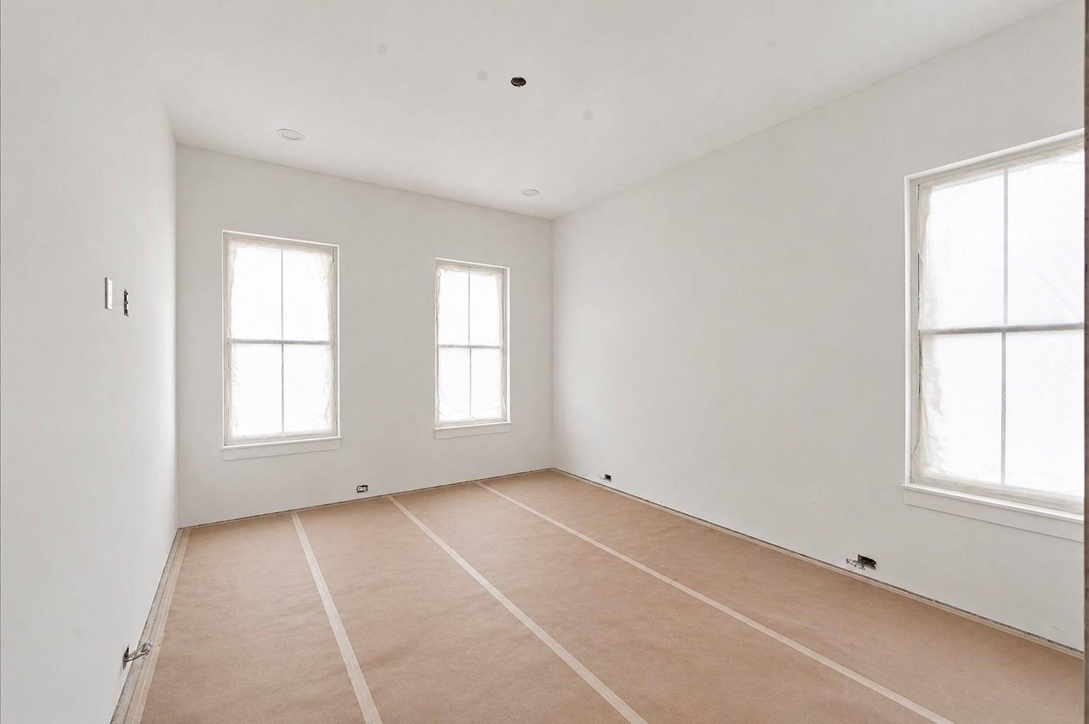 212 E 24th Street