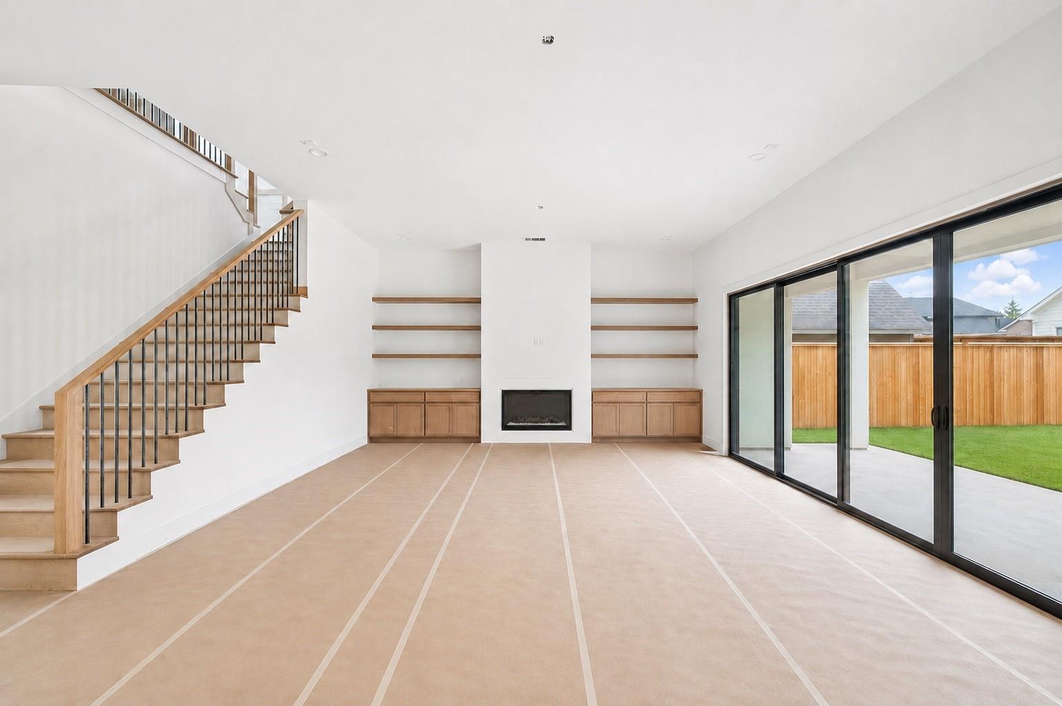 212 E 24th Street