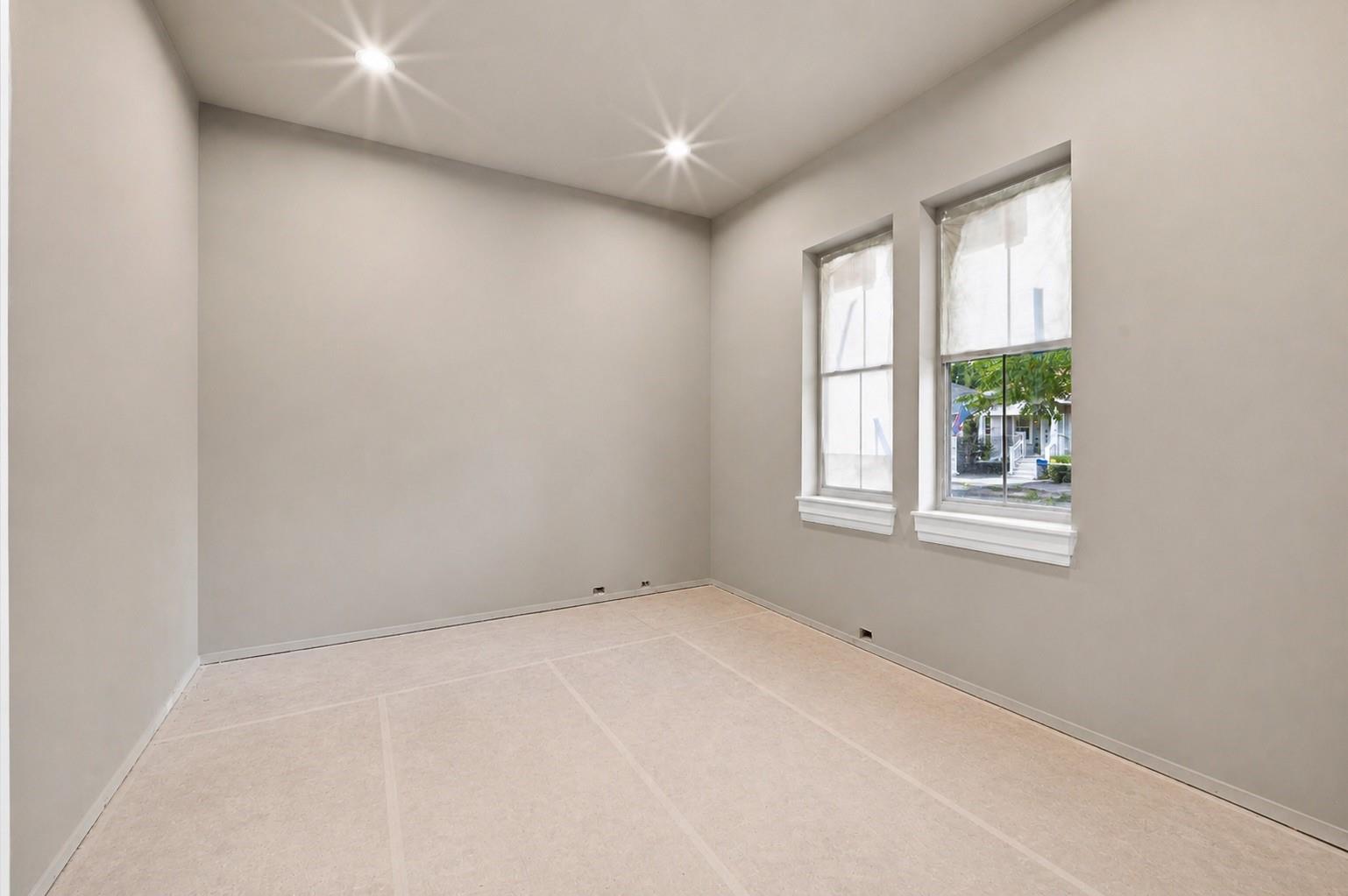 212 E 24th Street