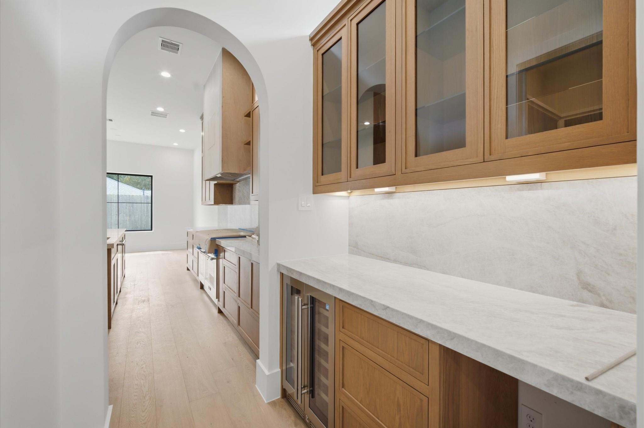 212 E 24th Street