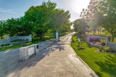 259 King Ranch CT