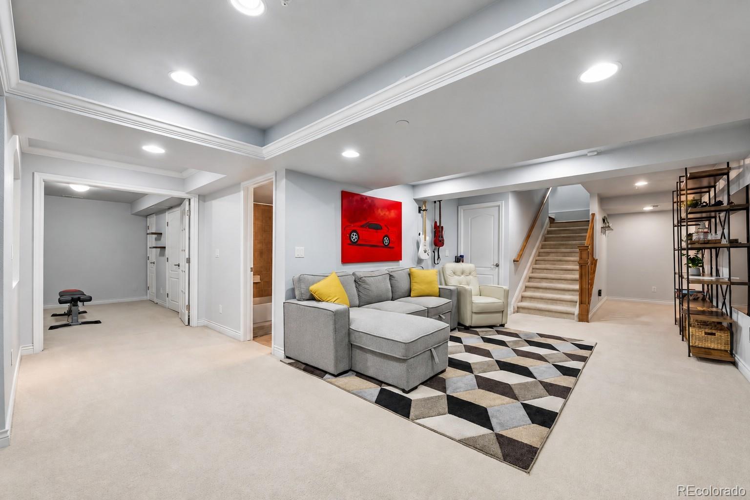 9135 E 29th Place