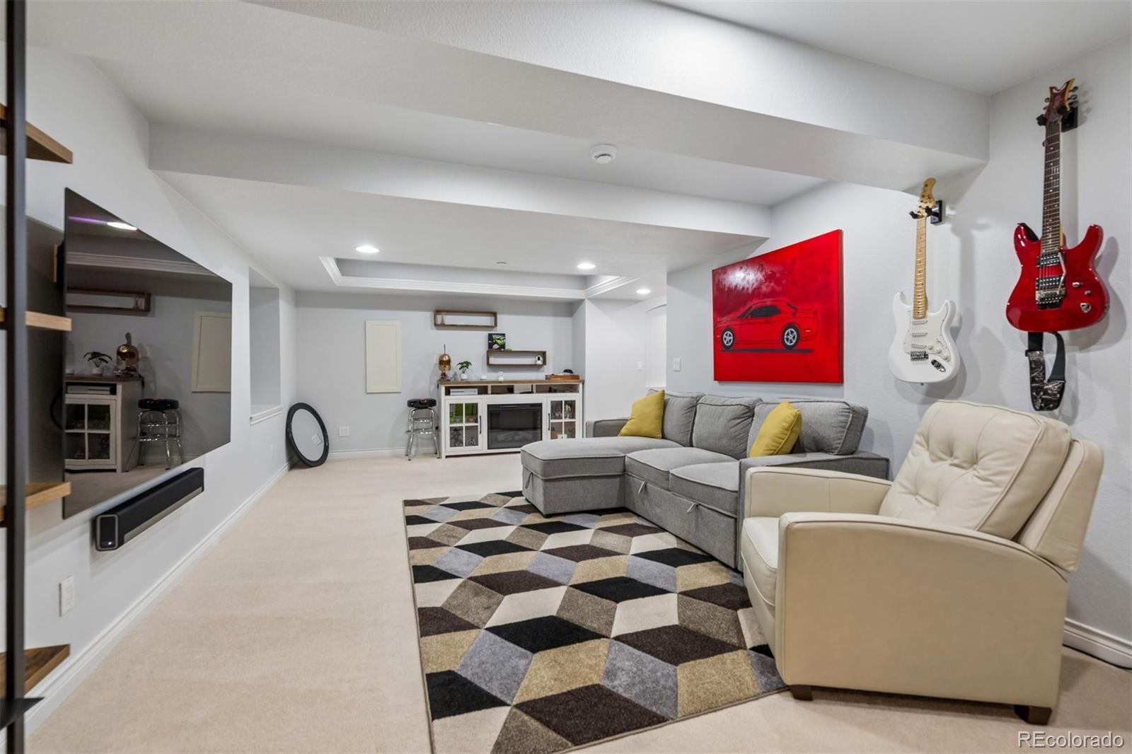 9135 E 29th Place