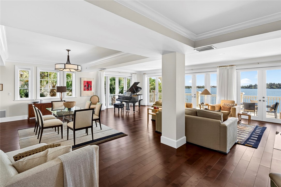 3 Royal Palm Point 2E