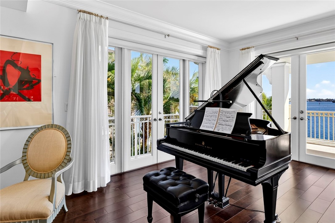 3 Royal Palm Point 2E