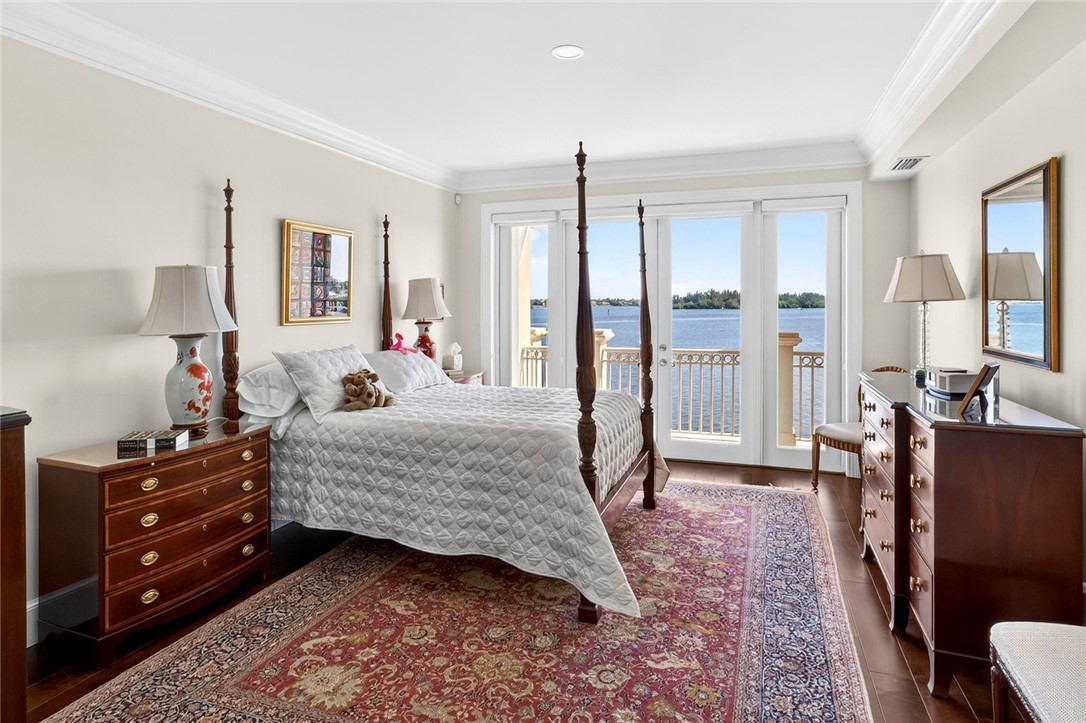 3 Royal Palm Point 2E