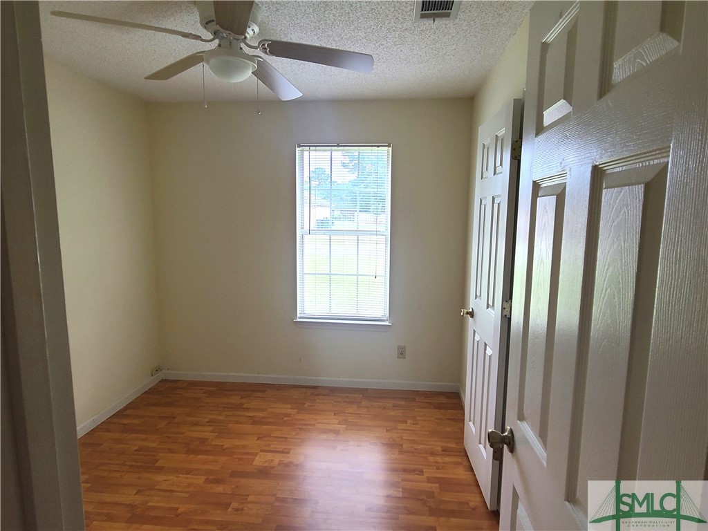 20 W Kenny Drive