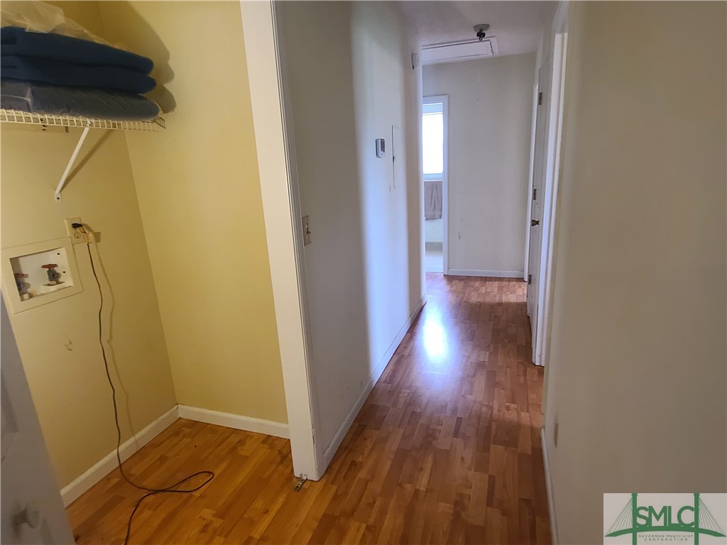 20 W Kenny Drive