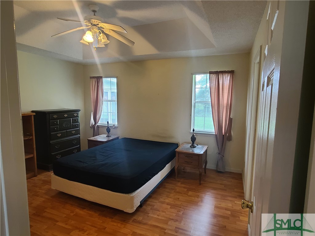 20 W Kenny Drive